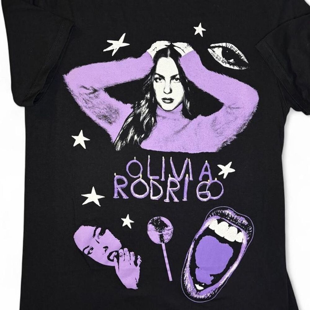 Official Olivia Rodrigo GUTS World Tour T-Shirt Black Purple Graphic Tee Sz M